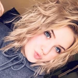 Meet your Posher, Aurora